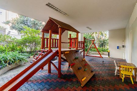 Apartamento para alugar com 232m², 2 quartos e 1 vagaÁrea comum - Playground