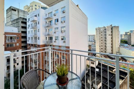 Apartamento à venda com 60m², 2 quartos e 1 vagaVaranda Sala