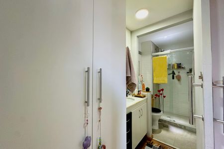 Apartamento à venda com 60m², 2 quartos e 1 vagaBanheiro