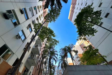 Apartamento à venda com 60m², 2 quartos e 1 vagaFachada