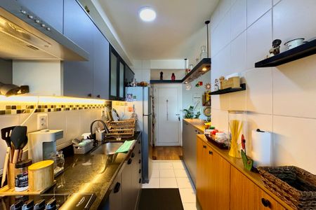 Apartamento à venda com 60m², 2 quartos e 1 vagaCozinha e Área de Serviço