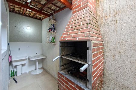 Casa de condomínio para alugar com 62m², 2 quartos e 1 vagaÁrea de Serviço