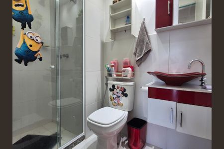 Apartamento à venda com 77m², 2 quartos e 1 vaga Apartamento à venda com 77m², 2 quartos e 1 vagaBanheiro social