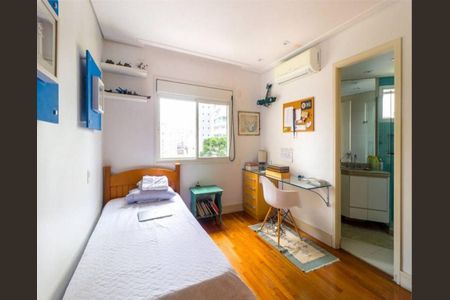 Apartamento à venda com 366m², 4 quartos e 5 vagas Apartamento à venda com 366m², 4 quartos e 5 vagasFoto 01