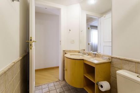 Apartamento para alugar com 56m², 2 quartos e 1 vaga Apartamento para alugar com 56m², 2 quartos e 1 vagaBanheiro Social