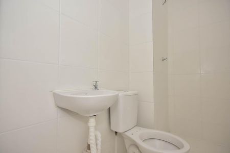 Apartamento à venda com 44m², 2 quartos e sem vaga Apartamento à venda com 44m², 2 quartos e sem vagaBanheiro