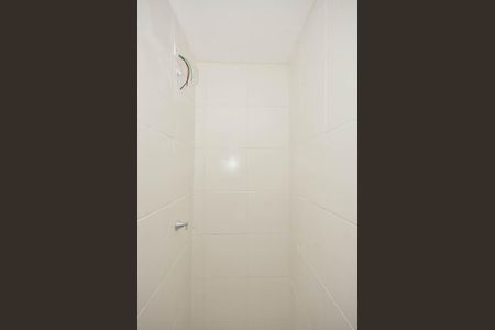 Apartamento à venda com 44m², 2 quartos e sem vaga Apartamento à venda com 44m², 2 quartos e sem vagaBanheiro