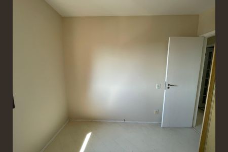 Apartamento para alugar com 75m², 3 quartos e 2 vagasQuarto