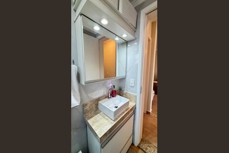 Apartamento à venda com 62m², 3 quartos e 1 vaga Apartamento à venda com 62m², 3 quartos e 1 vagaBanheiro