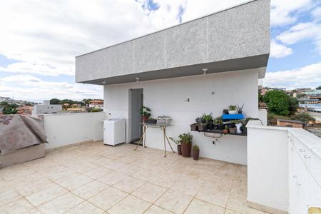 Apartamento à venda com 180m², 2 quartos e 1 vagaÁrea de Serviço