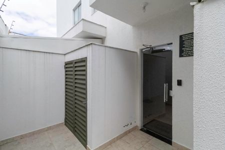 Apartamento à venda com 180m², 2 quartos e 1 vagaEntrada