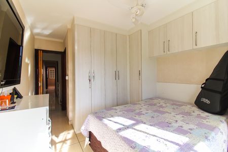 Casa à venda com 110m², 3 quartos e 5 vagas Casa à venda com 110m², 3 quartos e 5 vagasSuíte