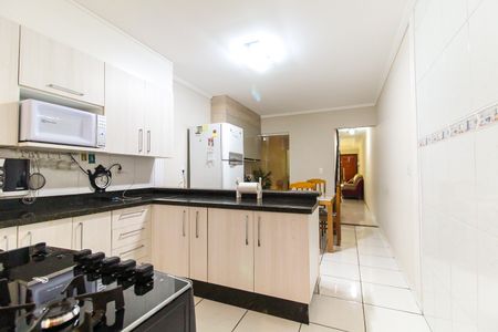 Casa à venda com 110m², 3 quartos e 5 vagas Casa à venda com 110m², 3 quartos e 5 vagasCozinha