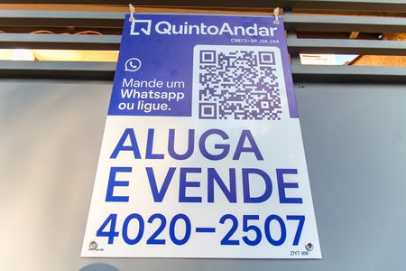 Casa à venda com 110m², 3 quartos e 5 vagas Casa à venda com 110m², 3 quartos e 5 vagasPlaca