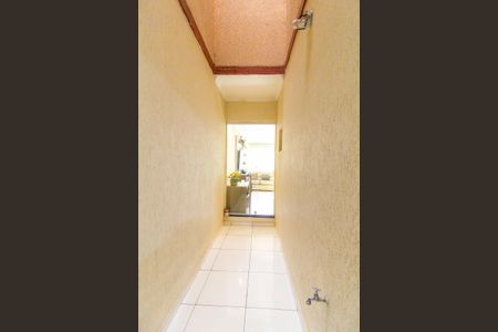 Casa à venda com 110m², 3 quartos e 5 vagas Casa à venda com 110m², 3 quartos e 5 vagasJardim de inverno