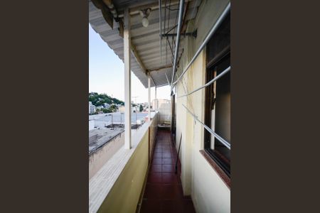 Apartamento à venda com 103m², 3 quartos e 2 vagas Apartamento à venda com 103m², 3 quartos e 2 vagasÁrea de Serviço