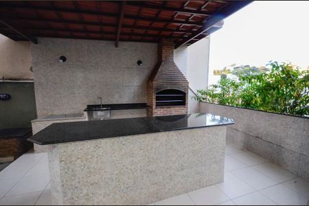 Apartamento à venda com 103m², 3 quartos e 2 vagas Apartamento à venda com 103m², 3 quartos e 2 vagasÁrea comum - Churrasqueira