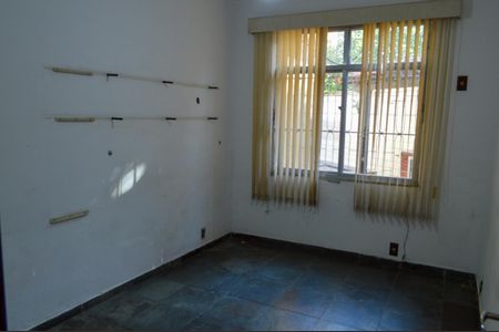 Casa de condomínio para alugar com 243m², 2 quartos e 2 vagasQuarto