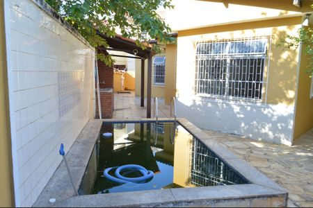 Casa de condomínio para alugar com 243m², 2 quartos e 2 vagasPiscina