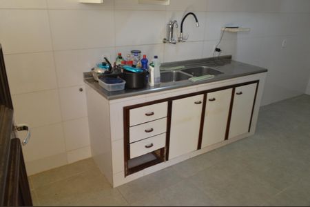 Casa de condomínio para alugar com 243m², 2 quartos e 2 vagasCozinha