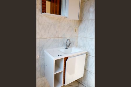 Casa à venda com 240m², 3 quartos e 2 vagas Casa à venda com 240m², 3 quartos e 2 vagasBanheiro