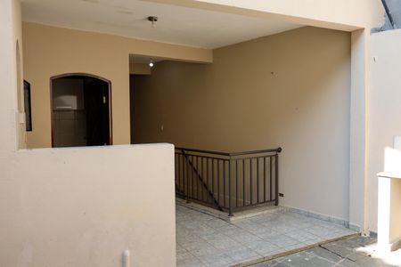 Casa à venda com 240m², 3 quartos e 2 vagas Casa à venda com 240m², 3 quartos e 2 vagasÁrea Externa