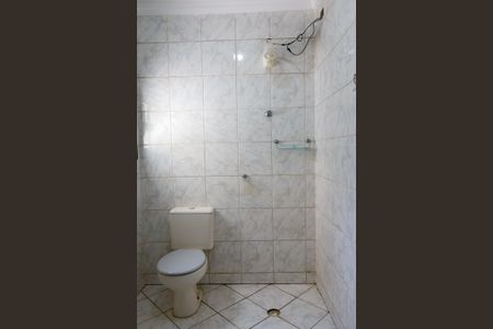 Casa à venda com 240m², 3 quartos e 2 vagas Casa à venda com 240m², 3 quartos e 2 vagasBanheiro da Suíte