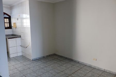 Casa à venda com 240m², 3 quartos e 2 vagas Casa à venda com 240m², 3 quartos e 2 vagasCopa