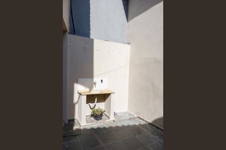 Casa à venda com 240m², 3 quartos e 2 vagas Casa à venda com 240m², 3 quartos e 2 vagasÁrea de Serviço