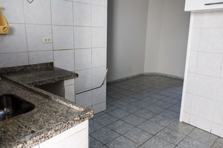 Casa à venda com 240m², 3 quartos e 2 vagas Casa à venda com 240m², 3 quartos e 2 vagasCozinha