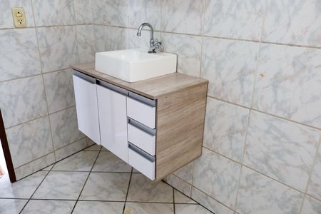 Casa à venda com 240m², 3 quartos e 2 vagas Casa à venda com 240m², 3 quartos e 2 vagasBanheiro da Suíte