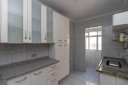Apartamento à venda com 42m², 1 quarto e sem vagaCozinha e Área de Serviço