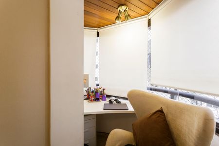 Apartamento à venda com 230m², 4 quartos e 3 vagas Apartamento à venda com 230m², 4 quartos e 3 vagasSuíte 1