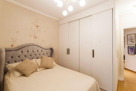 Apartamento à venda com 230m², 4 quartos e 3 vagas Apartamento à venda com 230m², 4 quartos e 3 vagasSuíte 1