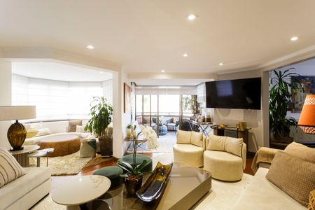 Apartamento à venda com 230m², 4 quartos e 3 vagas Apartamento à venda com 230m², 4 quartos e 3 vagasSala