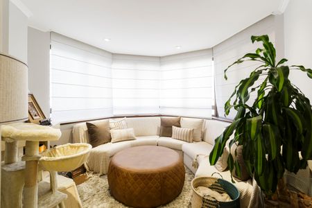 Apartamento à venda com 230m², 4 quartos e 3 vagas Apartamento à venda com 230m², 4 quartos e 3 vagasSala