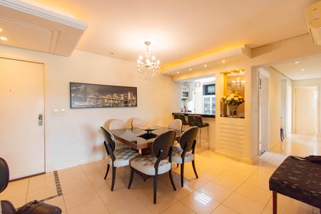 Apartamento para alugar com 160m², 4 quartos e 2 vagasSala