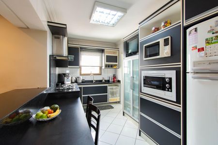 Apartamento para alugar com 160m², 4 quartos e 2 vagasCozinha