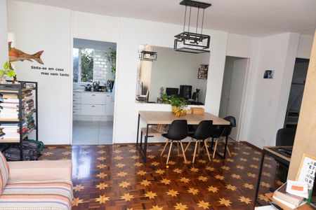 Apartamento à venda com 77m², 2 quartos e 1 vagaSala
