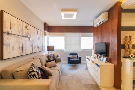 Apartamento à venda com 75m², 2 quartos e 2 vagasSala