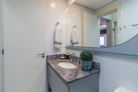 Apartamento à venda com 75m², 2 quartos e 2 vagasBanheiro Social