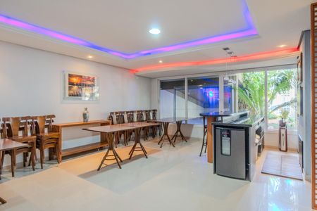 Apartamento à venda com 75m², 2 quartos e 2 vagasÁrea comum - Salão de festas