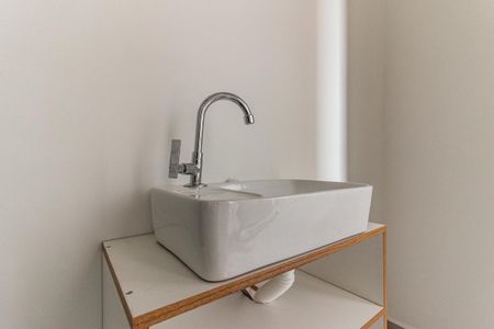 Studio à venda com 29m², 1 quarto e sem vaga Studio à venda com 29m², 1 quarto e sem vagaBanheiro