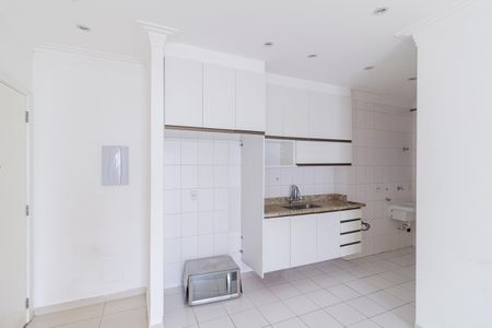 Apartamento para alugar com 120m², 3 quartos e 2 vagas Apartamento para alugar com 120m², 3 quartos e 2 vagasCozinha e área de serviço