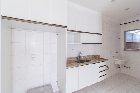 Apartamento para alugar com 120m², 3 quartos e 2 vagas Apartamento para alugar com 120m², 3 quartos e 2 vagasCozinha e área de serviço