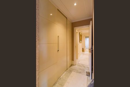 Apartamento para alugar com 190m², 4 quartos e 4 vagasSuite 1