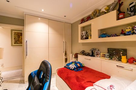 Apartamento para alugar com 190m², 4 quartos e 4 vagasSuíte 3