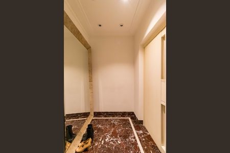 Apartamento para alugar com 190m², 4 quartos e 4 vagasHall de entrada