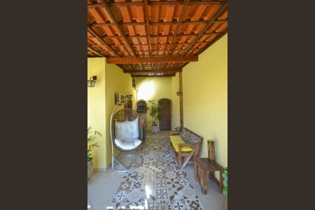 Casa para alugar com 150m², 4 quartos e 5 vagas Casa para alugar com 150m², 4 quartos e 5 vagasQuintal