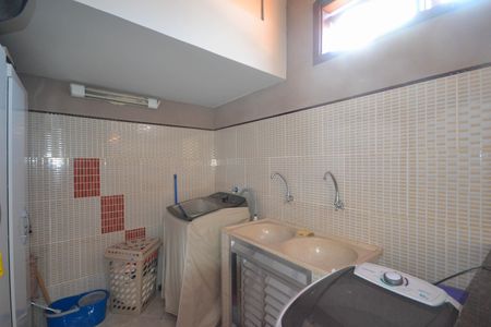 Casa para alugar com 150m², 4 quartos e 5 vagas Casa para alugar com 150m², 4 quartos e 5 vagasÁrea de Serviço